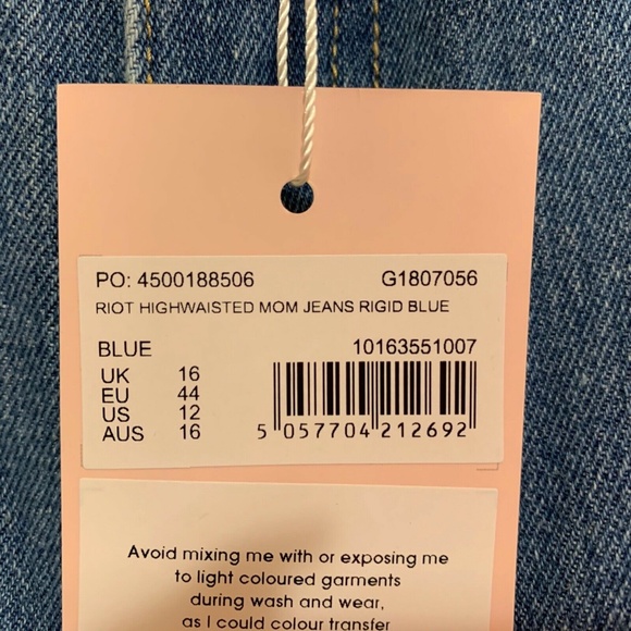 Missguided Womens NWT Riot Highwaisted Mom Jeans in Rigid Blue Size 12R / UK 16R - Picture 4 of 6